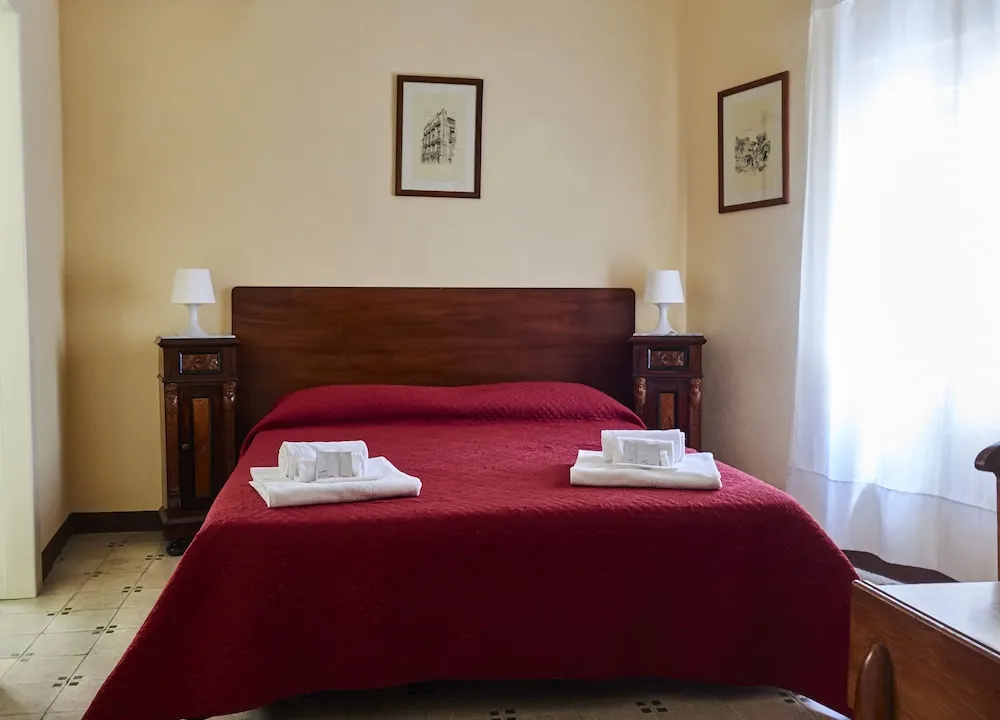 Economy room