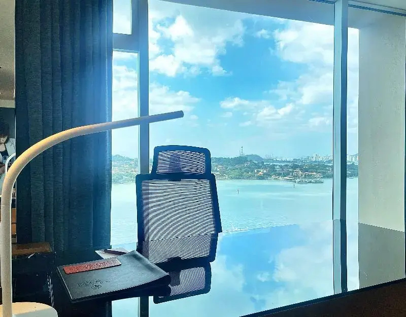 Premier room