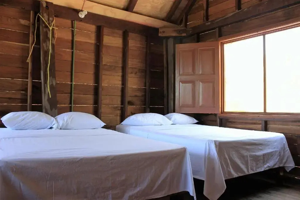 Standard Double room with sea view (twin beds)