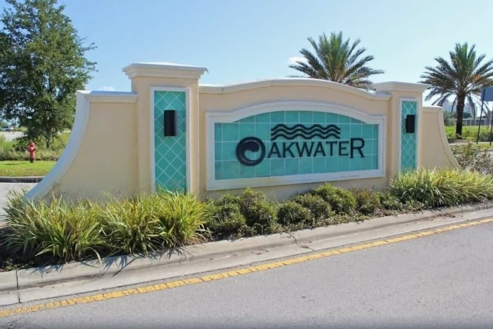 Very Near Disney 3 Bd Condo Walmart 1 Min Away 3 Bedroom Townhouse