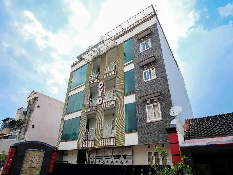 Flats Golden Beach