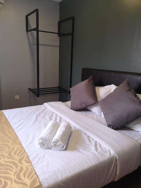 Town View Hotel