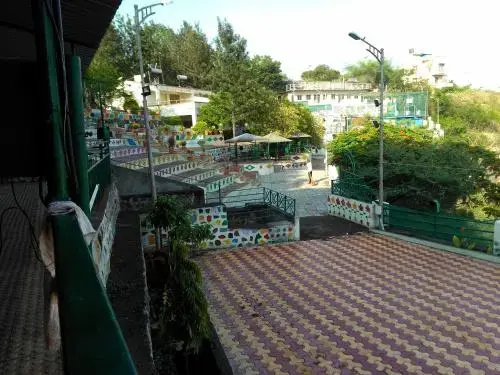 Balcony & Terrace