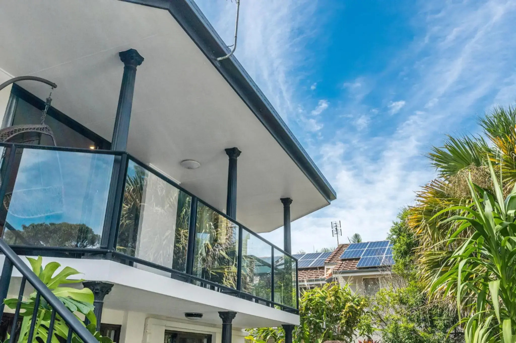 Byron Bay Accom Unit 3 5-9 Somerset Street - Summer Central