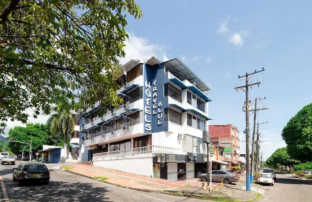 Hotel Ayenda Travel Blue 1705