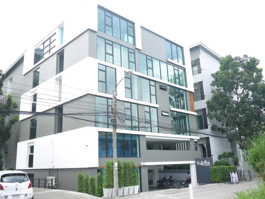Premium Double Studio Suite (full double bed)