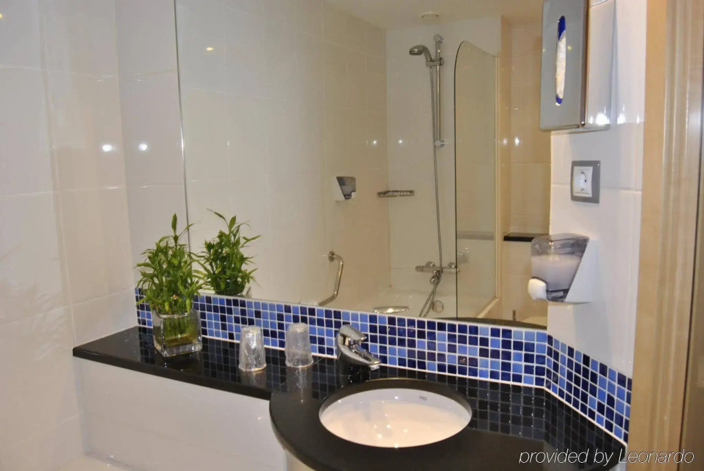 Holiday Inn Express Pamplona by IHG - Général