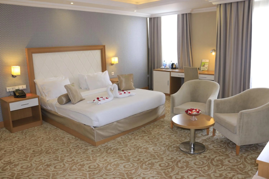 Momona Hotel — 3