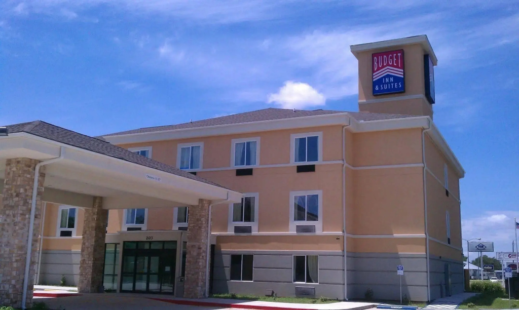 Budget Inn and Suites