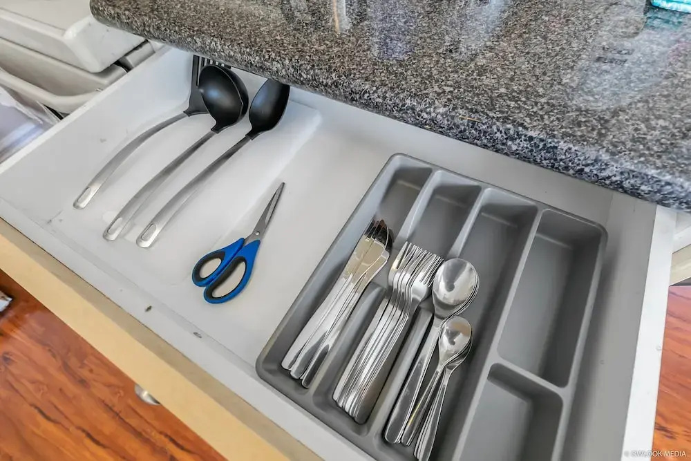 Bright 2 BR Private Suite by Elevate Rooms - фото 8