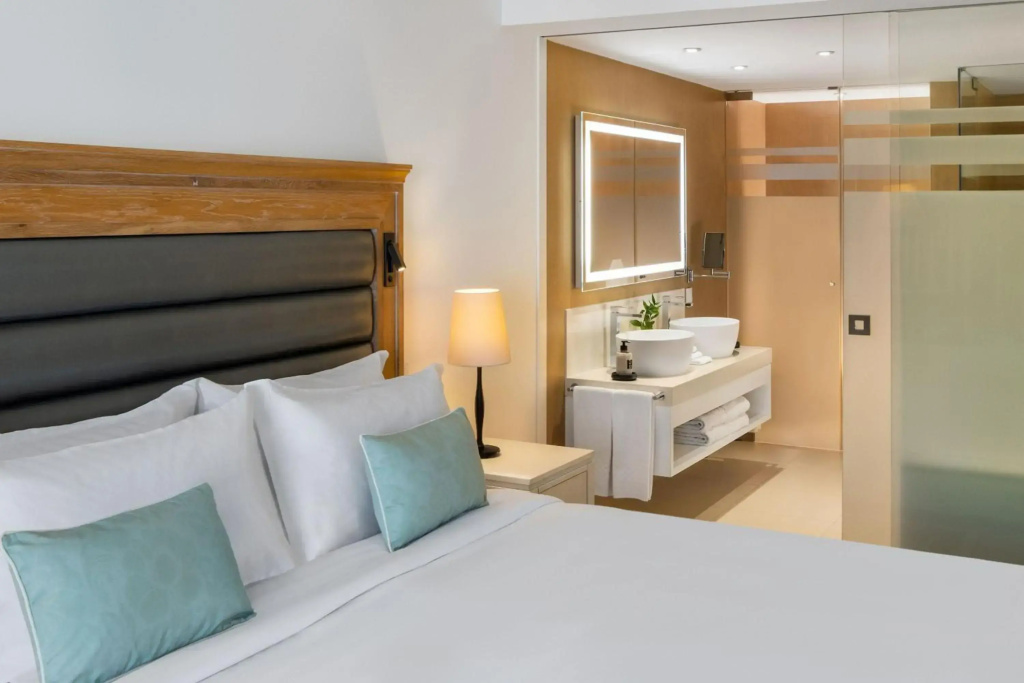 Pine Cliffs Ocean Suites, a Luxury Collection Resort & Spa - фото 49