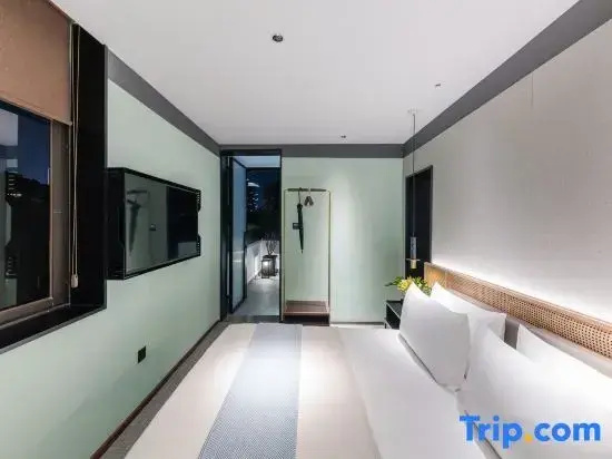 Grand room
