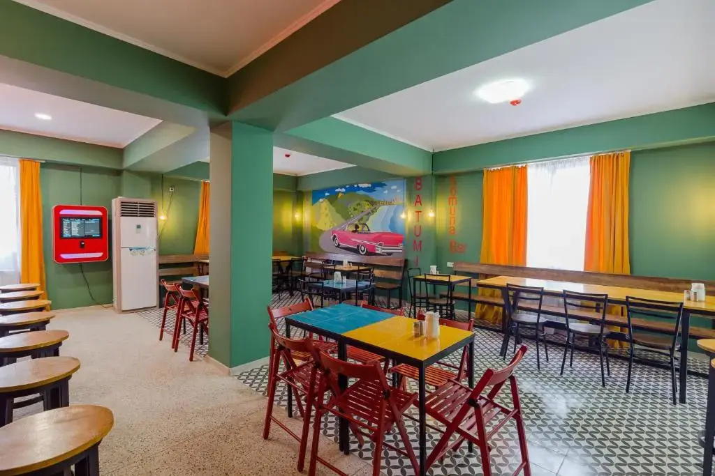 Komuna Hostel & Hotel, Батумі, Грузія мініатюра 24