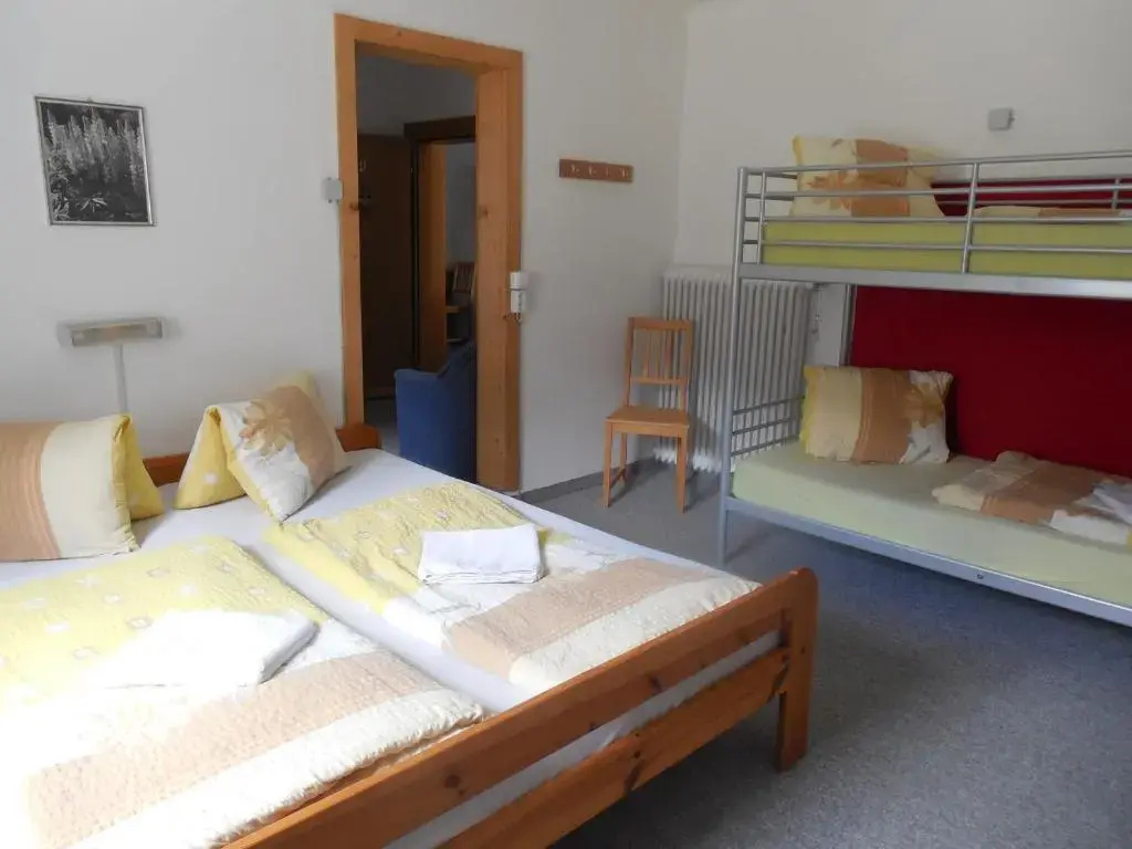 Gasthaus Pension Marienhof - Chambres