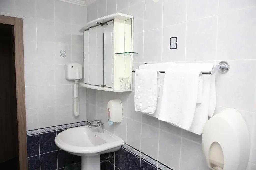 Hotel Ana - Chambres