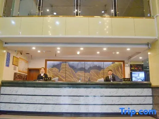 Lobby & Reception