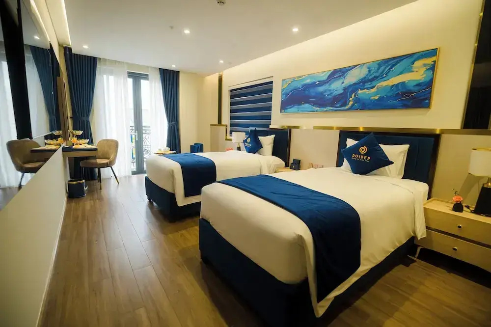 Hotel photo 12