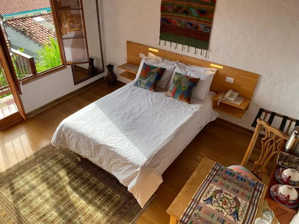 Deluxe Double room with balcony (full double bed)