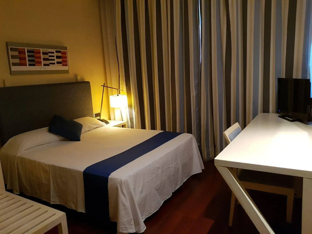 Hotel Puerta de Alcalá - Général