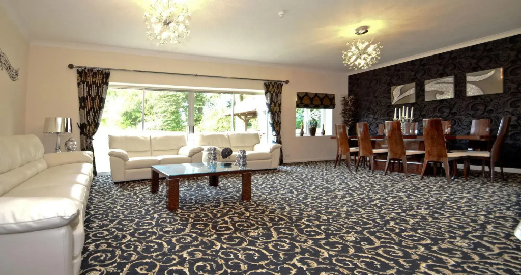 Lyndricks House - Général