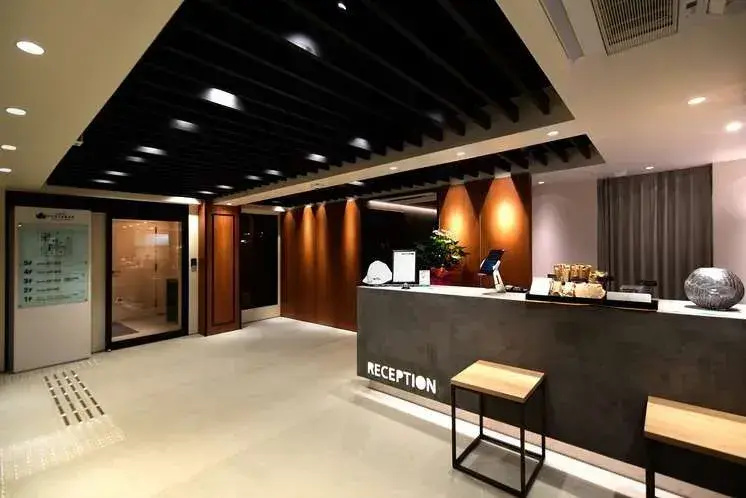 Hotel Platanus Shin Yokohama — фото