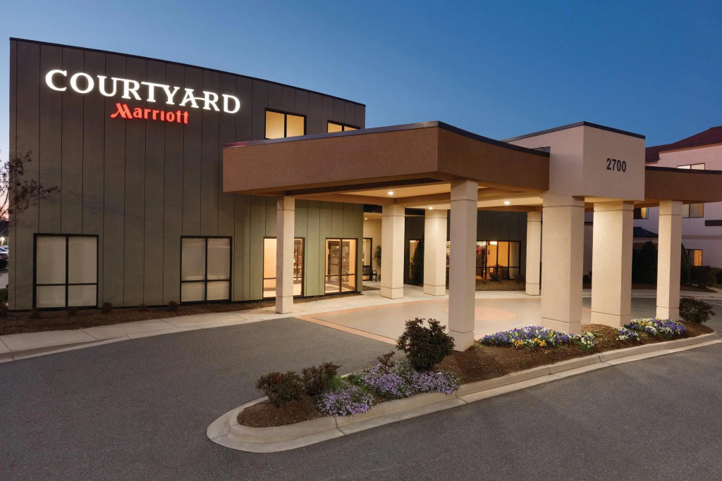 Courtyard by Marriott Charlotte Airport North - Chambres