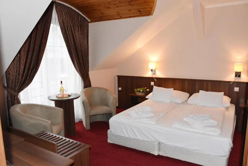 Meggyes - Chambres