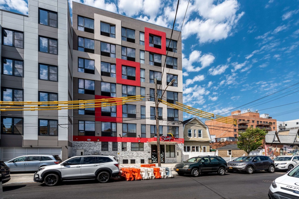Sleep Inn Brooklyn - Sheepshead Bay