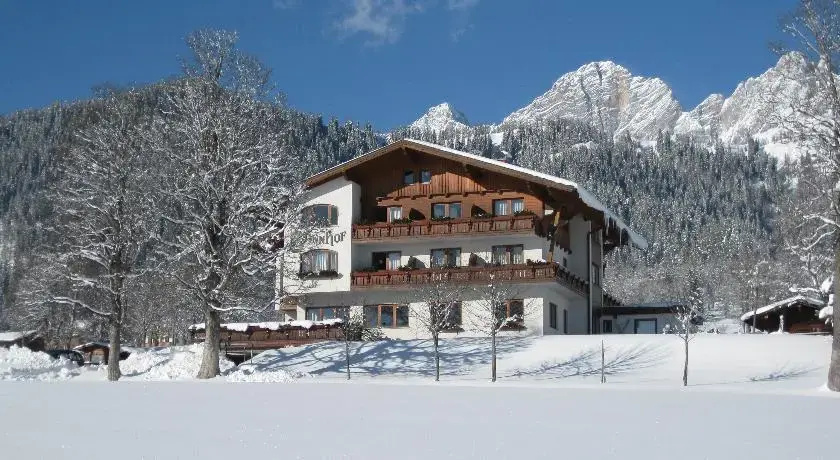 Hotel photo 11