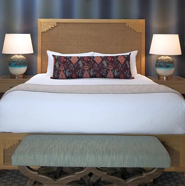 Standard Double room with balcony and with ocean view (full double bed)