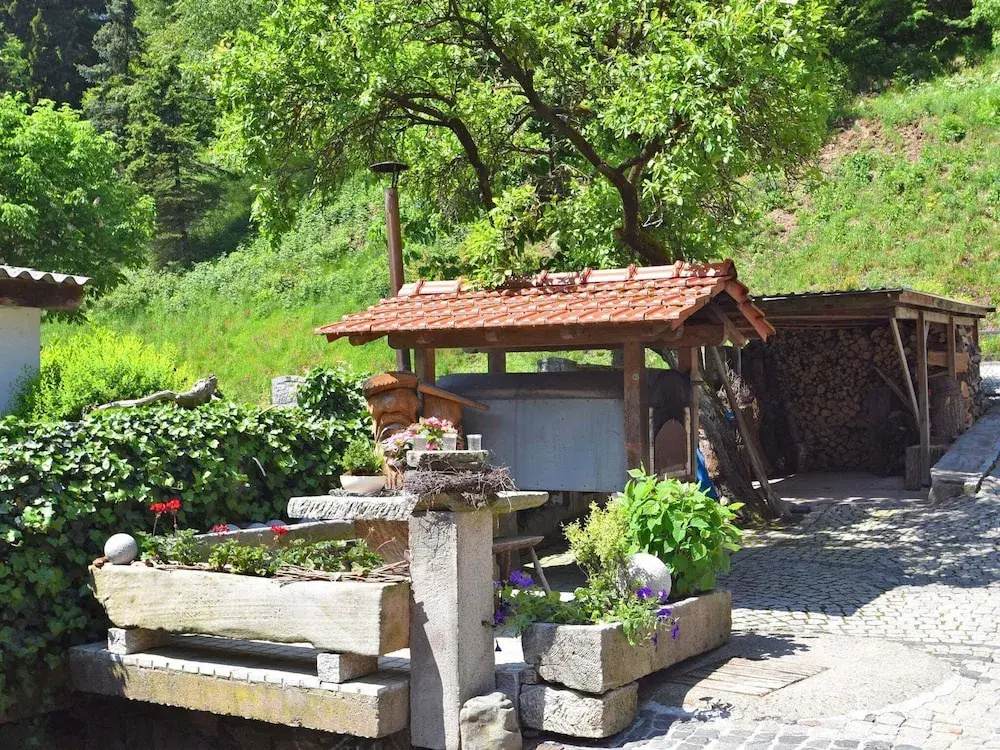 Quaint Farmhouse in Langenbach near the Lake