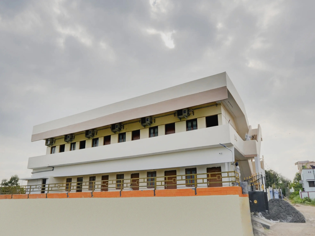 Hotel O Aruthraa Residency