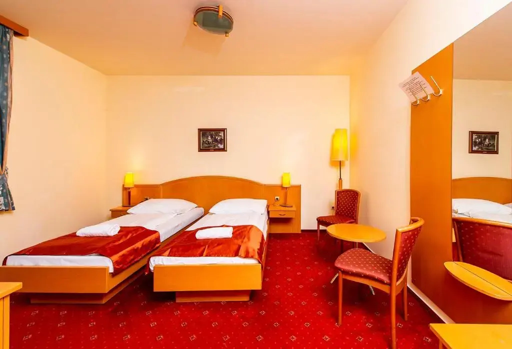 Gastland M0 Hotel & Conference Center