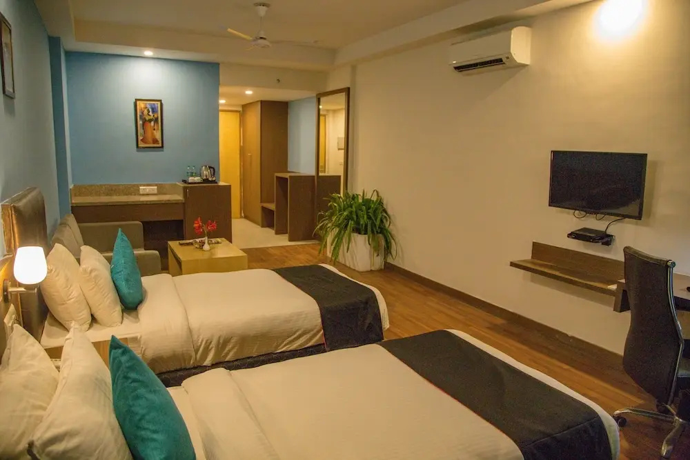 Grand room