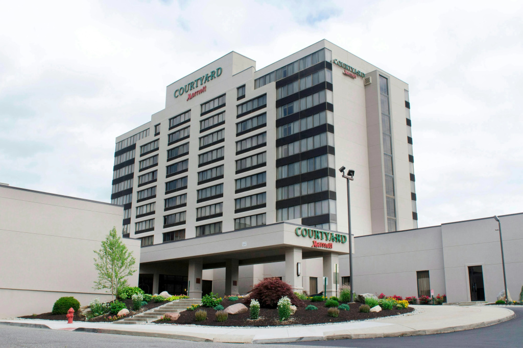 Courtyard by Marriott Waterbury Downtown
