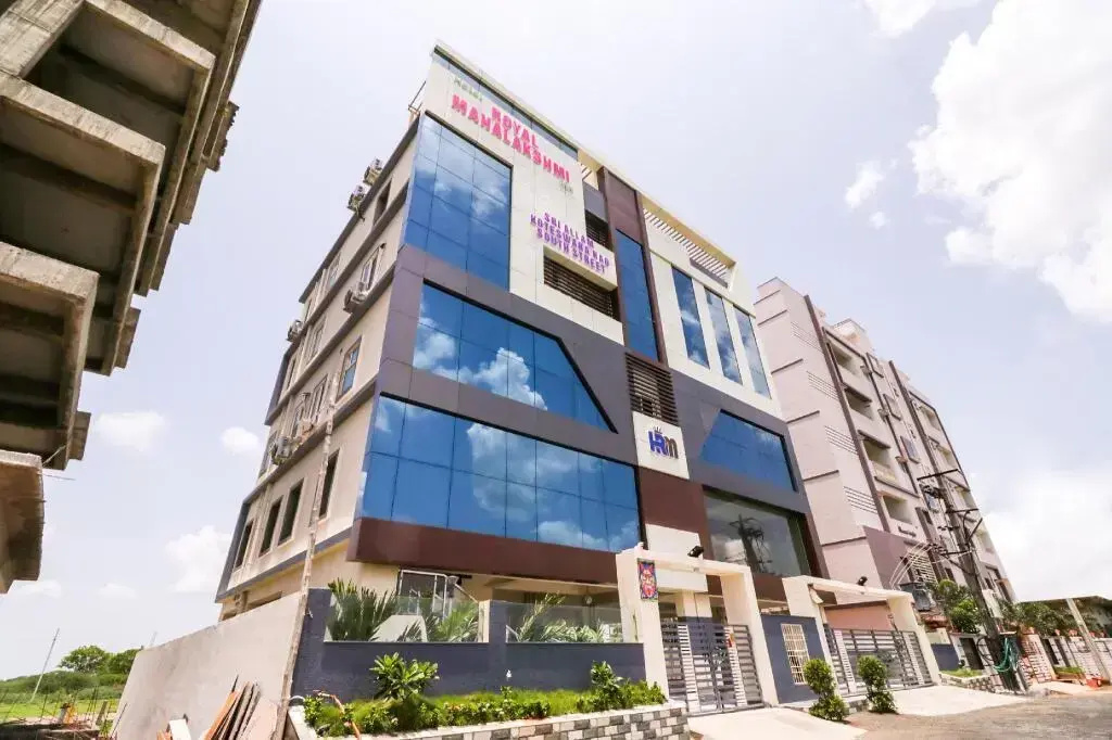 Hotel Royal Mahalakshmi Inn by OYO Rooms