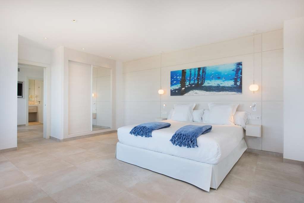 Iberostar Selection Santa Eulalia Ibiza — 4