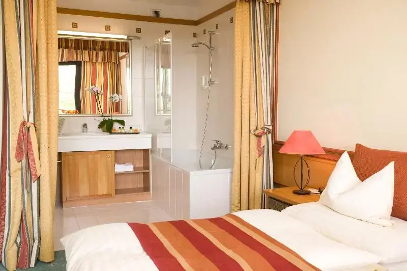 Berghotel Tulbingerkogel, The Originals Relais - Chambres