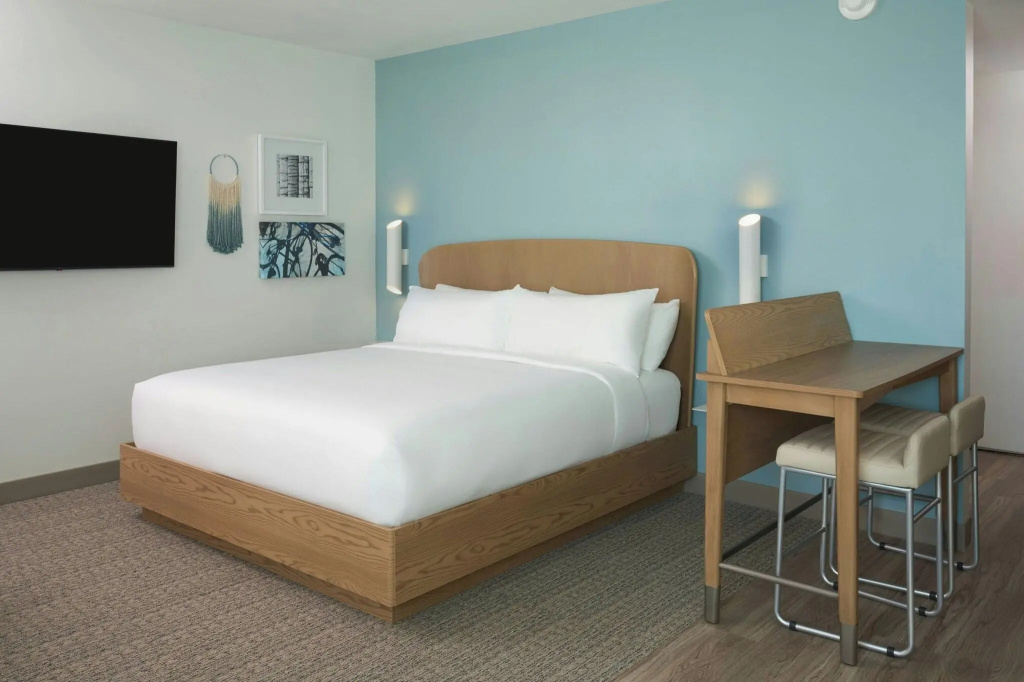 Element by Marriott Melbourne Oceanfront — 4