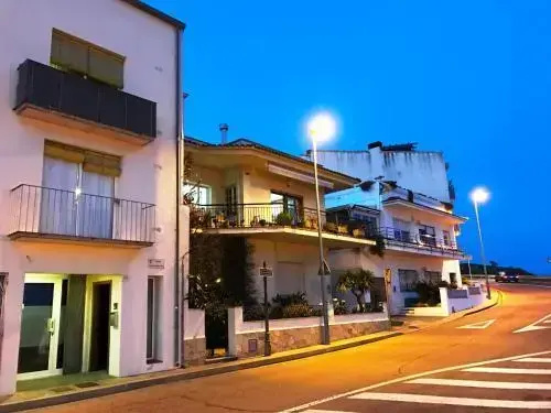 Apartamentos Port Marina