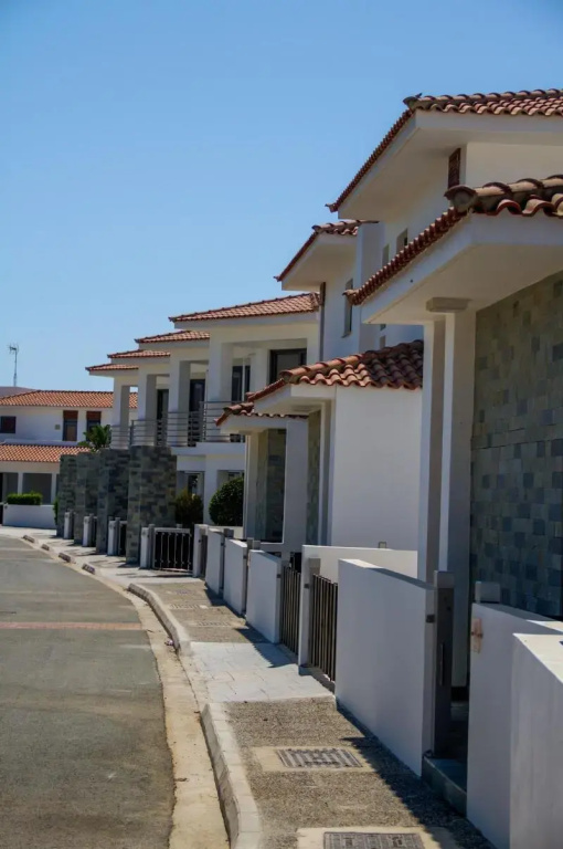 Atlantis Gardens Apartments & Villas