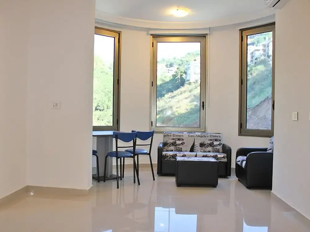 Suite with view