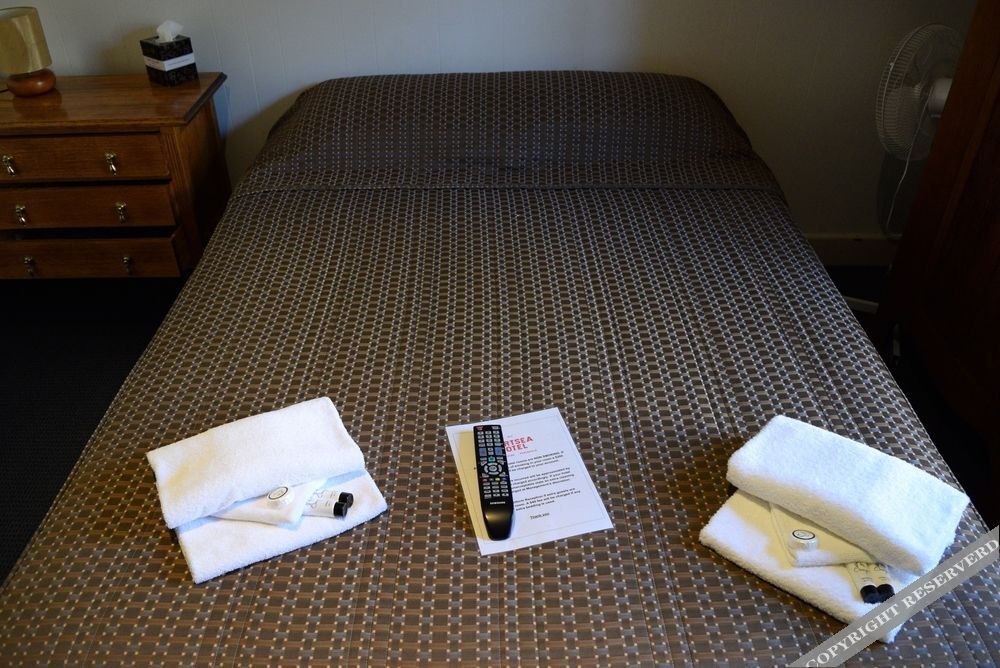 gallery_image_hidden_8