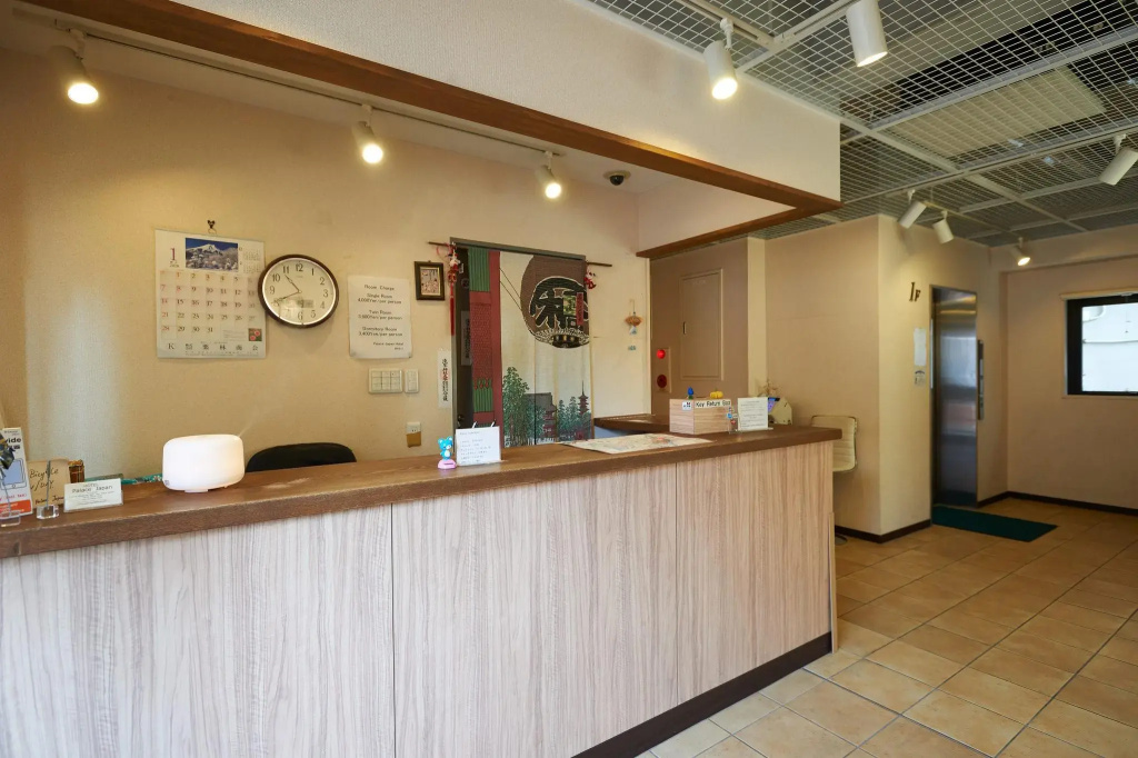 Lobby & Reception