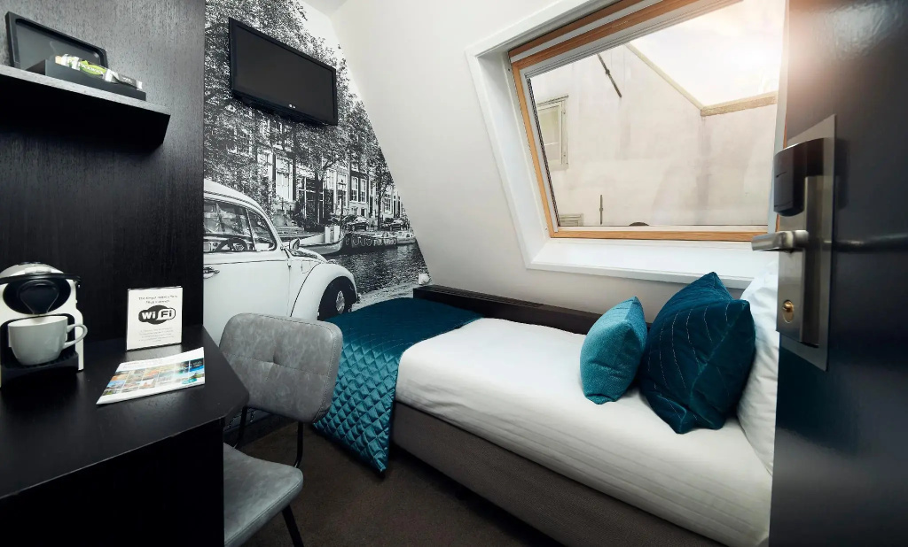 Amsterdam Smallest Single room