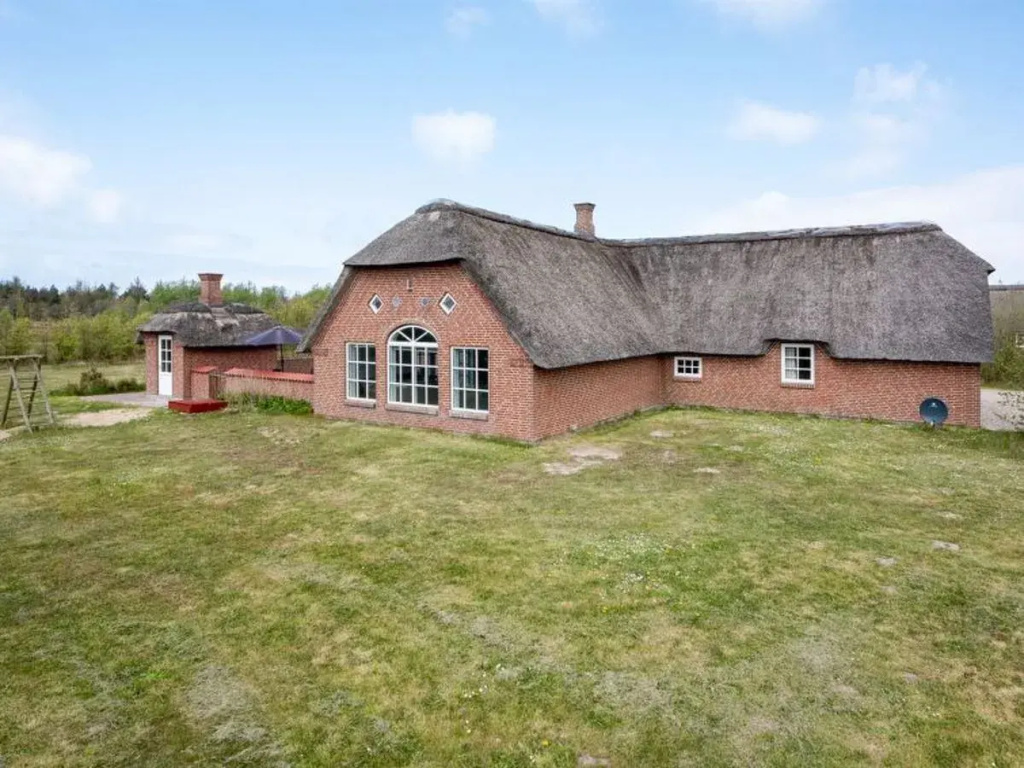 "Sarah" - 2.5km from the sea in Western Jutland