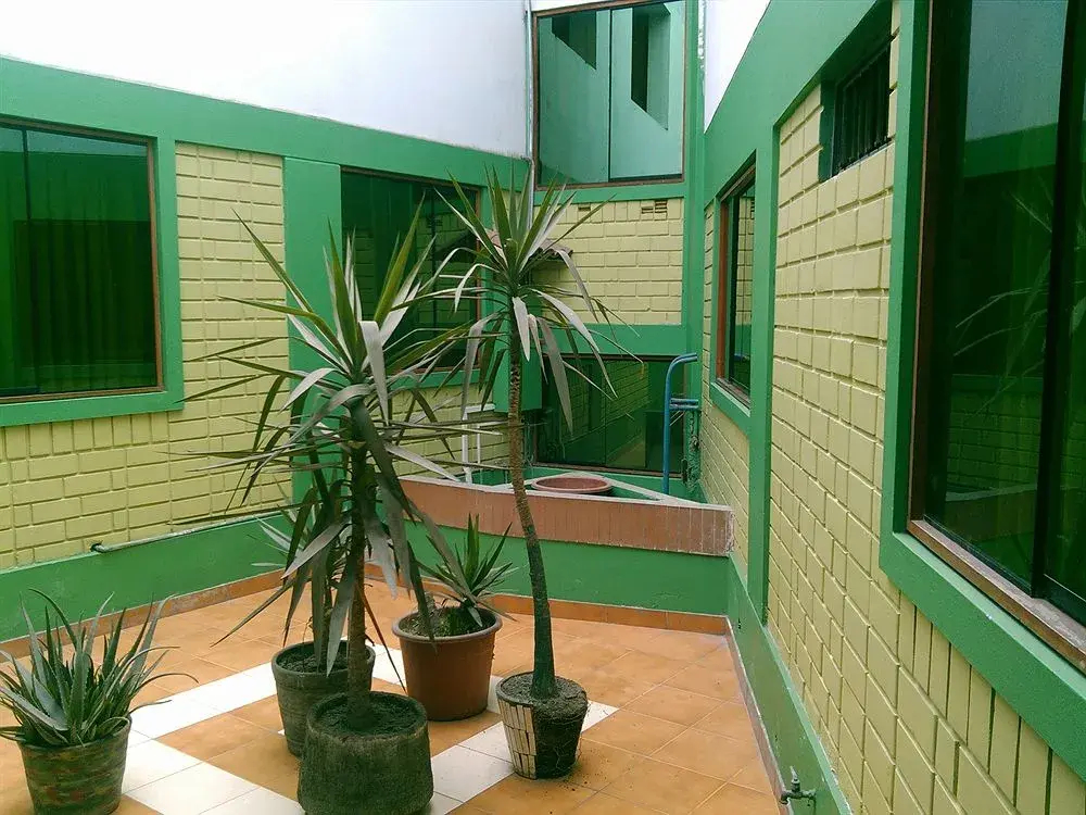 Hostal Hostello - Lima Airport - фото 13