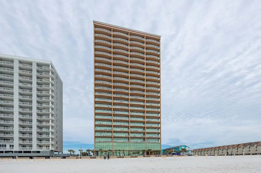 Phoenix Gulf Shores by Brett/Robinson Vacations
