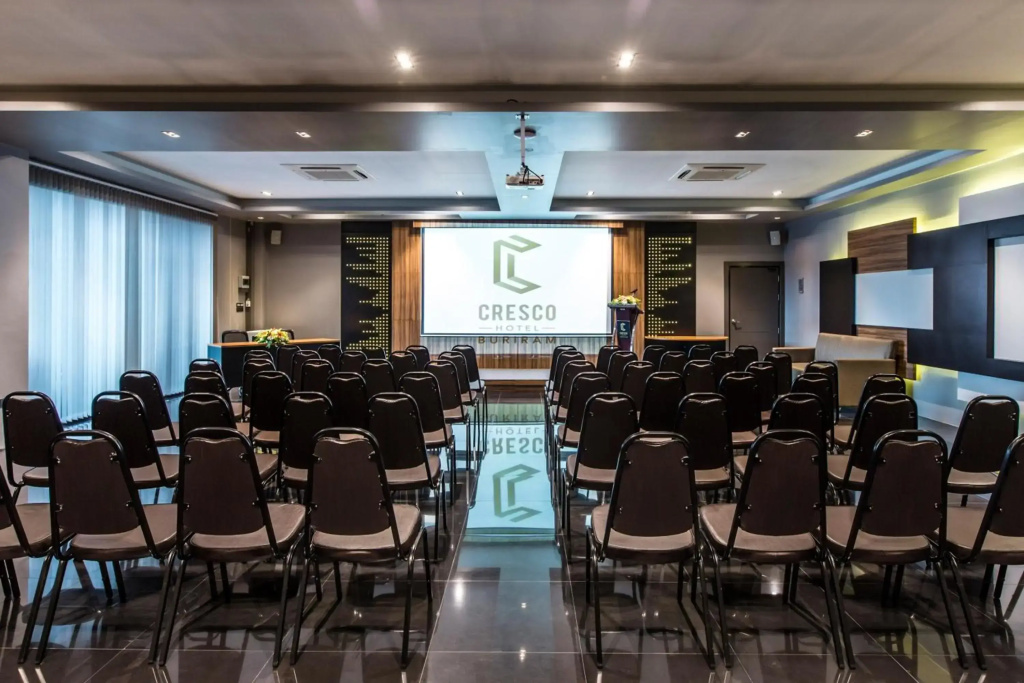 Cresco Hotel Buriram - фото 18