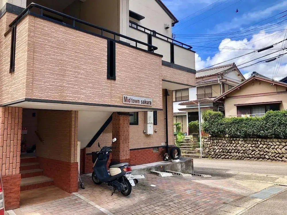 Midtown Sakura Apartment House 201